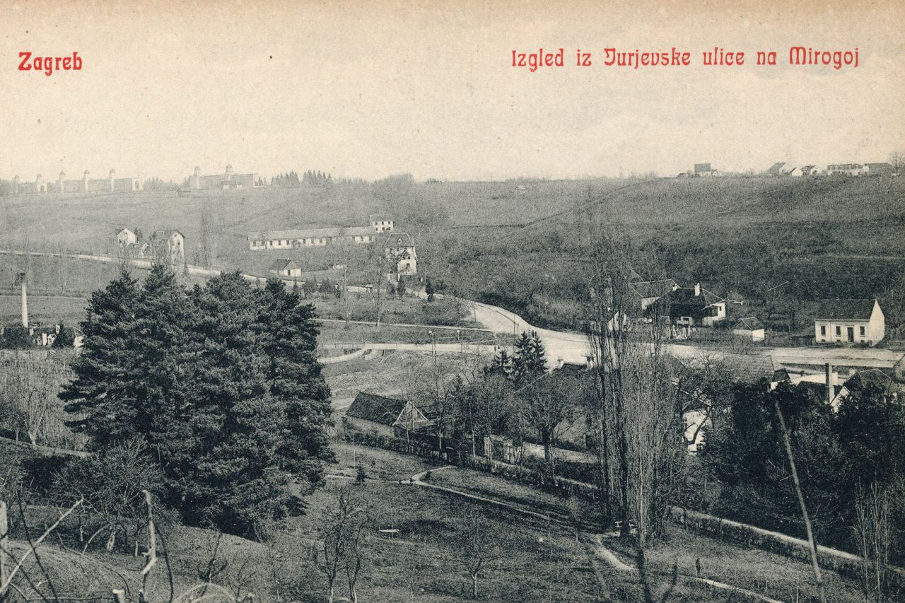 Pogled na nezavršene arkade groblja Mirogoj i Mirogojsku cestu iz Jurjevske ulice, oko 1905. godine